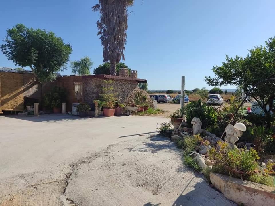 La Casa In Campagna Di Ottavia Alezio Exterior foto